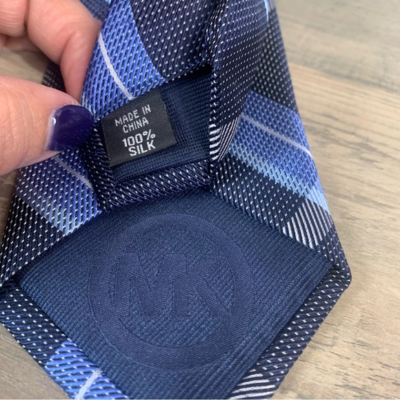 MICHAEL Michael Kors Tie 100% Silk Men’s Necktie Bundle - Picture 8 of 16